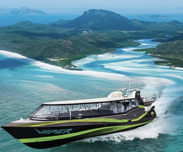 Airlie Beach: Great Barrier Reef & Whitehaven Beach Tour