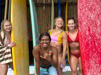 Bali: Anfänger- und Fortgeschrittenen-Surfkurs in Canggu