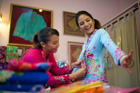 Singapore Peranakan Museum Tour & Costume Dress-Up - Image 2