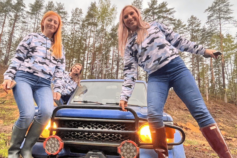 Von Riga aus: Off-Road-Abenteuer im Wald