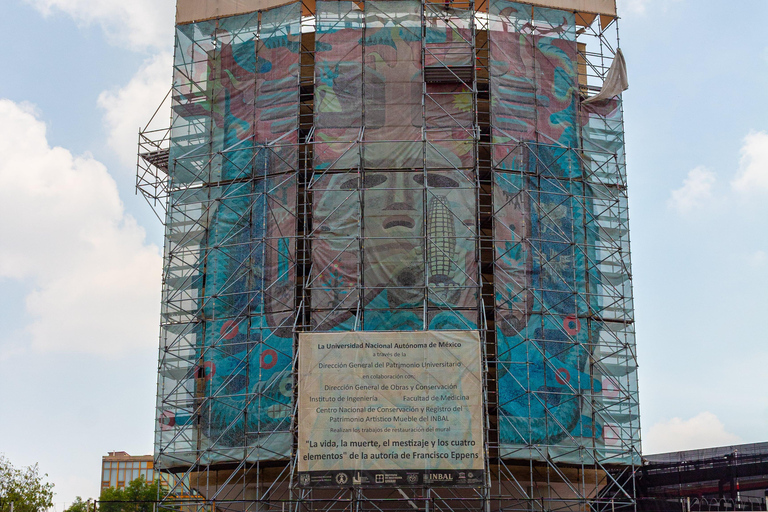 UNAM: Murales &amp; Revolución