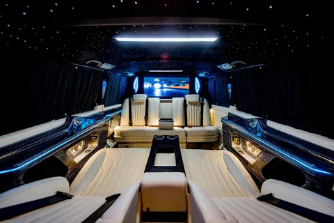 Side : Private Shuttle from / To The Lend of Legends