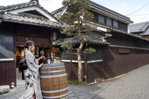 Osaka Wine Walking Tour: Japan’s Oldest Winery Historic Town