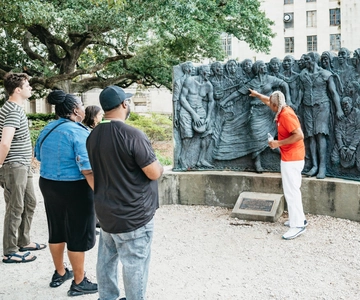 Evening in New Orleans: Live Jazz Music Discovery Tour