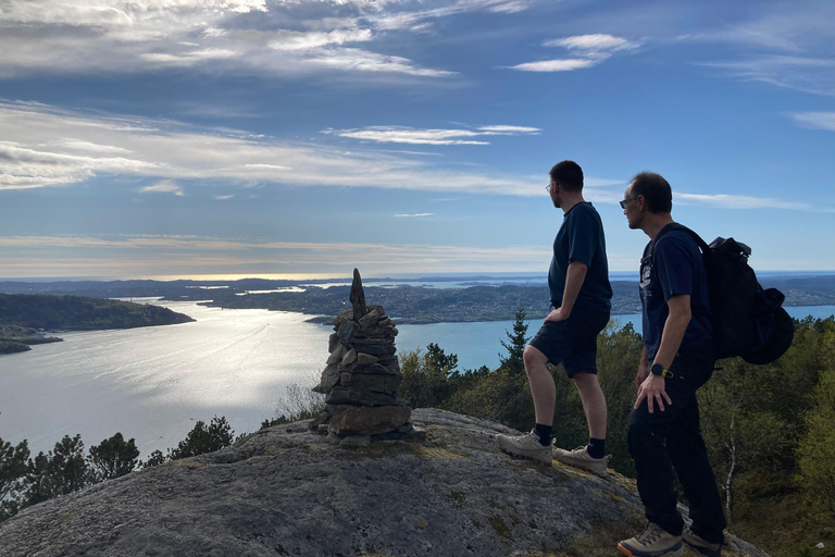 Bergen: Scenic Mountain Hike with Local Guide, Coffee&Snacks Bergen: Scenic Mountain Hike with LocalGuide, Coffee&Snacks