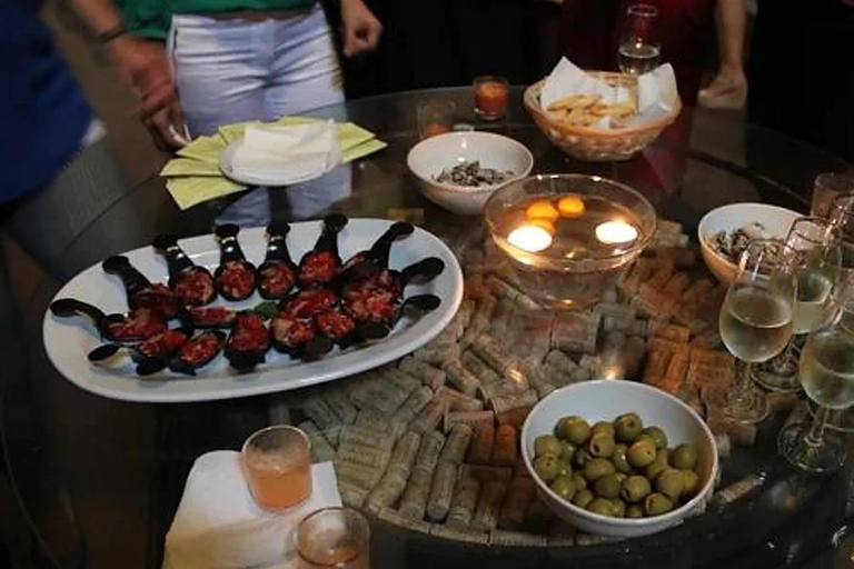 Seville: Bull Ranch, Winery & Rábida Monastery Tour