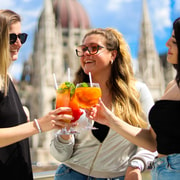 Budapest: Happy Hour Sightseeing Cruise