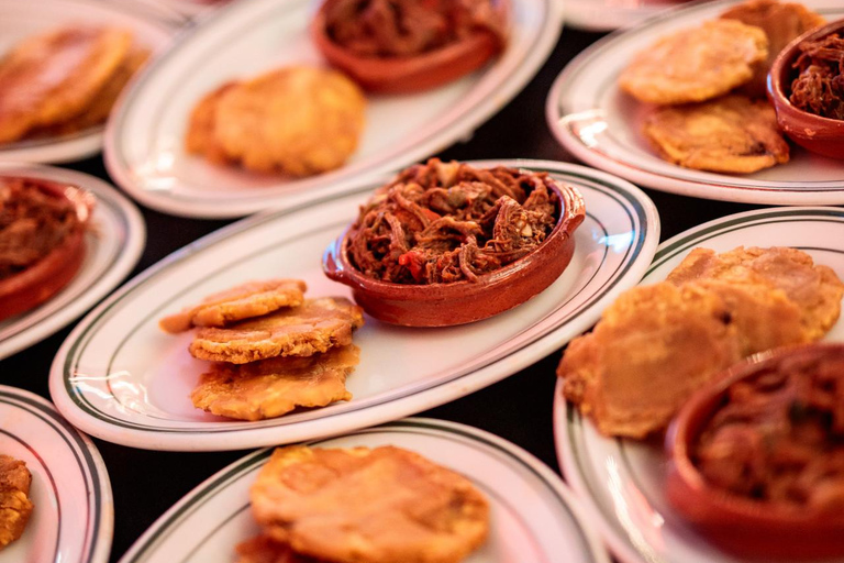 Miami Beach: Tour guiado de bicicleta com degustação gastronómica (Adultos)