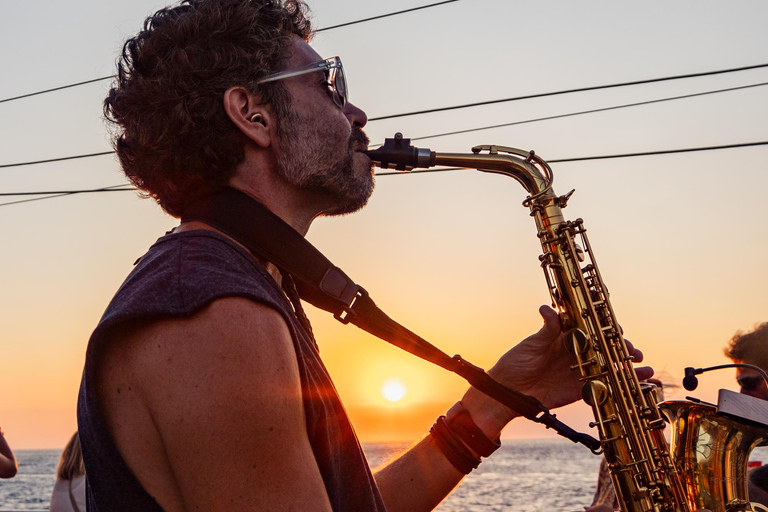San Antonio: Sunset Boat Tour with Live Music & Drinks
