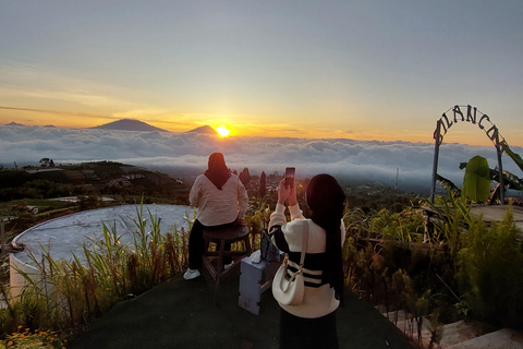 Magelang: Silancur Highland Sunrise & Sukomakmur Tour