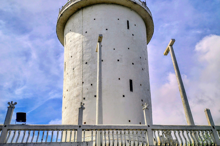 Colombo: tour del tempio di Kandy, Embekka Devalaya e Ambuluwawa