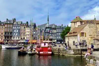 Private Live-guided Mont Saint-Michel, Honfleur by Mercedes - Housity