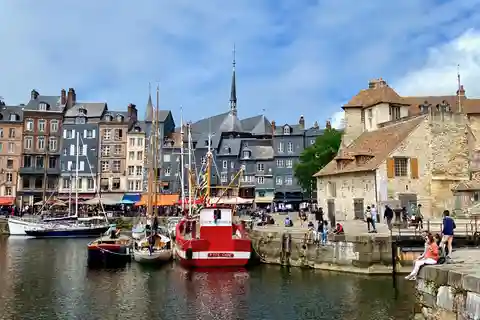 Viaggio privato Mont Saint-Michel, Honfleur in Mercedes