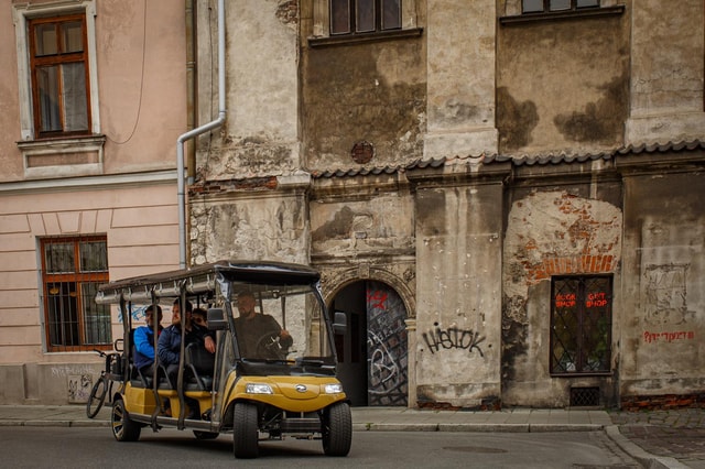 Krakow: Regular Extended City Sightseeing Tour By Golf Cart