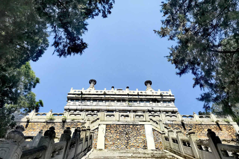 Beijing: Tanzhe and Biyun Temple Private Day Trip Beijing: Private Day Trip to Tanzhe and Yonghe Temple