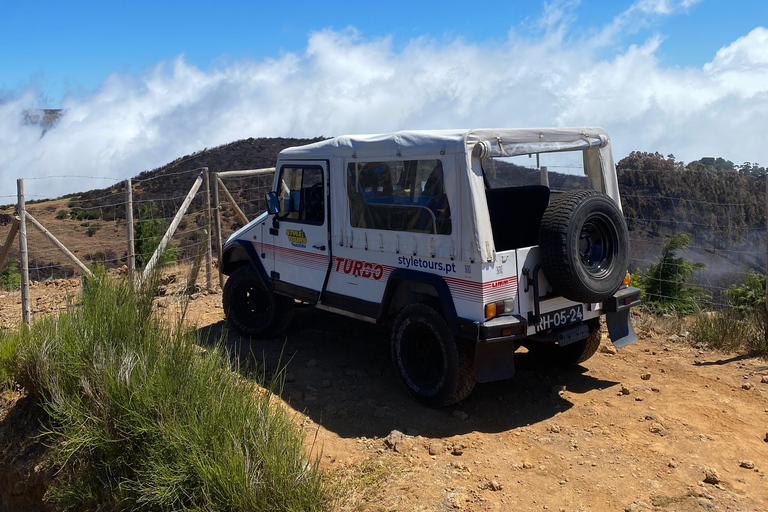 Madeira: Nascer do sol no Pico do ArrieiroPasseio ao nascer do sol no Pico do Arrieiro