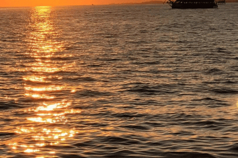 All-inclusive-Piratenbootstour in Alanya mit Transfer.All-inclusive-Piratenbootfahrt in Alanya mit Transfer.