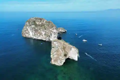 Visit "Los Arcos De Mismaloya" National Park