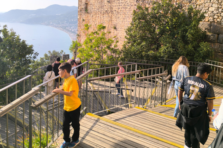 Alanya City Tour, Cable Car, Boat Tour pl/ fr/de/ru/en Guide From Alanya: Tour, With Cable Car, Boat Tour included option