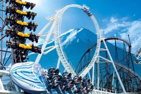 Fuji-Q Highland Amusement Park:Private Day tour by Alphard