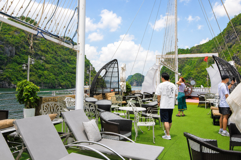 Hanoi: Ha Long Bay Scenic Day Cruise, Cave, Kayak & Titop Hanoi Pickup - Standard Cruise - Set Menu Lunch