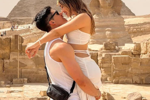 Giza: Private Half-Day Pyramids with Lunch at Villa Khufu