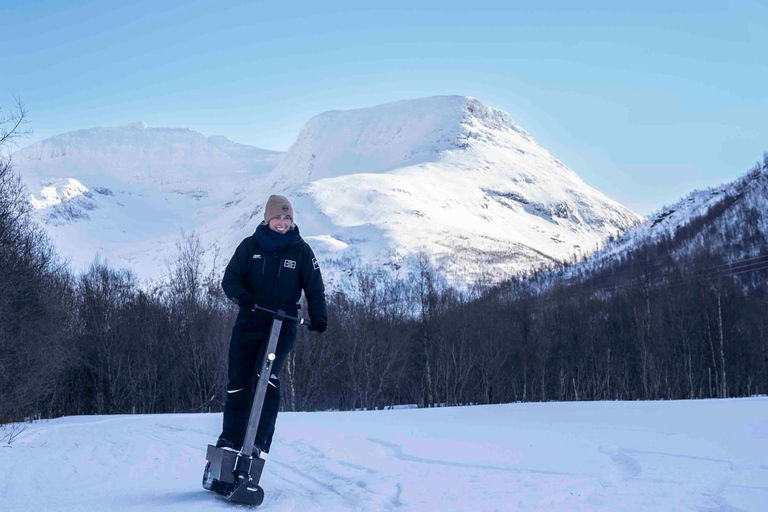 Tromsø: Electric Snow Scooter Ride and Northern Lights Hunt