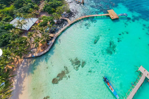 Phu Quoc: 2-Island Snorkeling Tour with Sunset BBQ Dinner