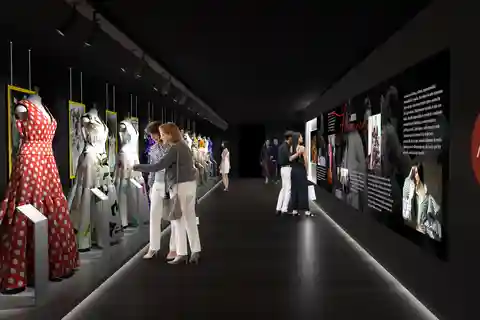 Sevilla: Billet til museet for flamencokjoler