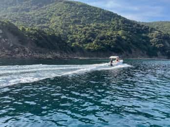 Navigare lungo la costa del Cilento: avventura e serenità