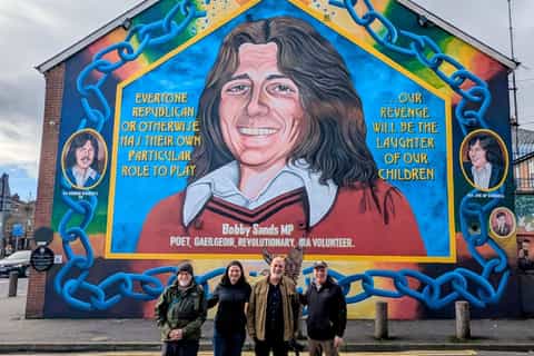 Belfast : visite officielle en taxi noir, World Famous Belfast Taxi Tour