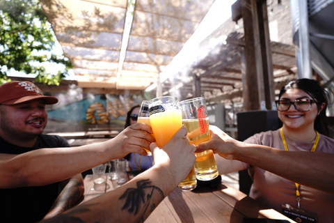 Phoenix: Original Brew Tour with Beer Tastings and Snack