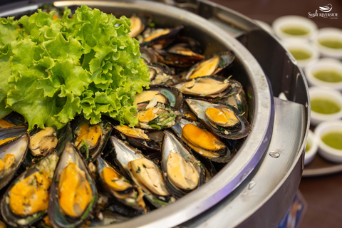 Dinner Cruise on the Chao Phraya River: New Year Festival