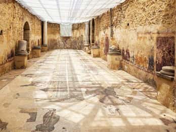 Auto/Minivan Tour von Syrakus nach Villa Romana del Casale und Caltagirone