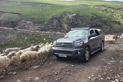 3-Day Kazbegi, Juta & Truso Tour by Premium Toyota Sequoia