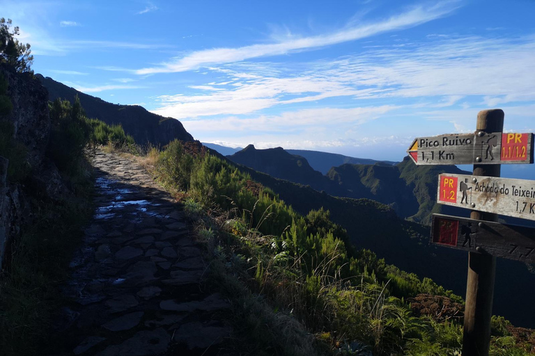 Funchal : randonnée au Pico Ruivo et à l&#039;Achada do Teixeira avec transfertFunchal : transfert pour randonnée au Pico Ruivo et à Achada do Teixeira