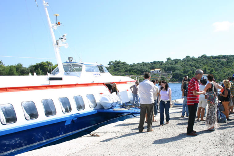 Corfu: Ferry Journeys Between Corfu and Saranda, Albania Saranda → Corfu Island (One Way)