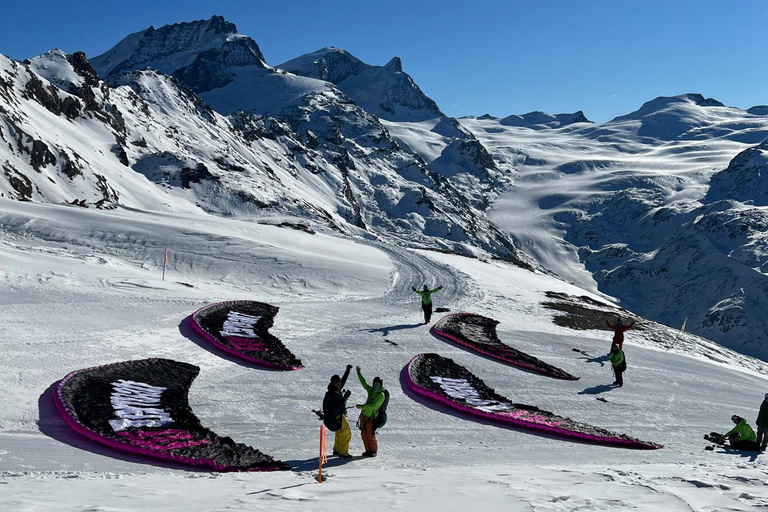 Zermatt : Vol passager en parapente avec vue sur le Cervin