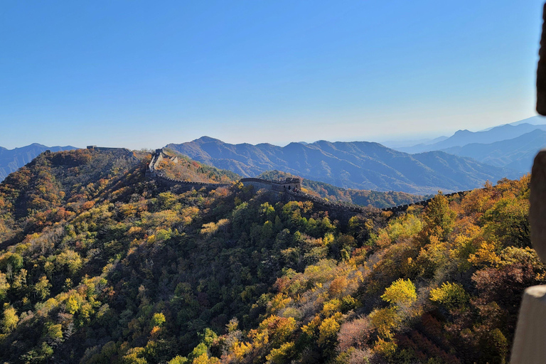 Mutianyu Great Wall Ticket, Transfer by Business Van/Coach Transfer by 20-22 seats Coach