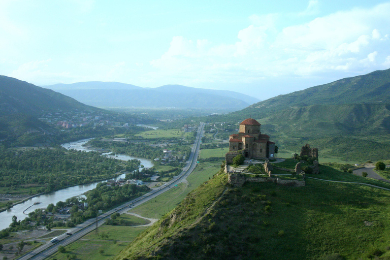 Tbilisi: Chronicles of Georgia, Jvari & Bazaleti Lake Tour