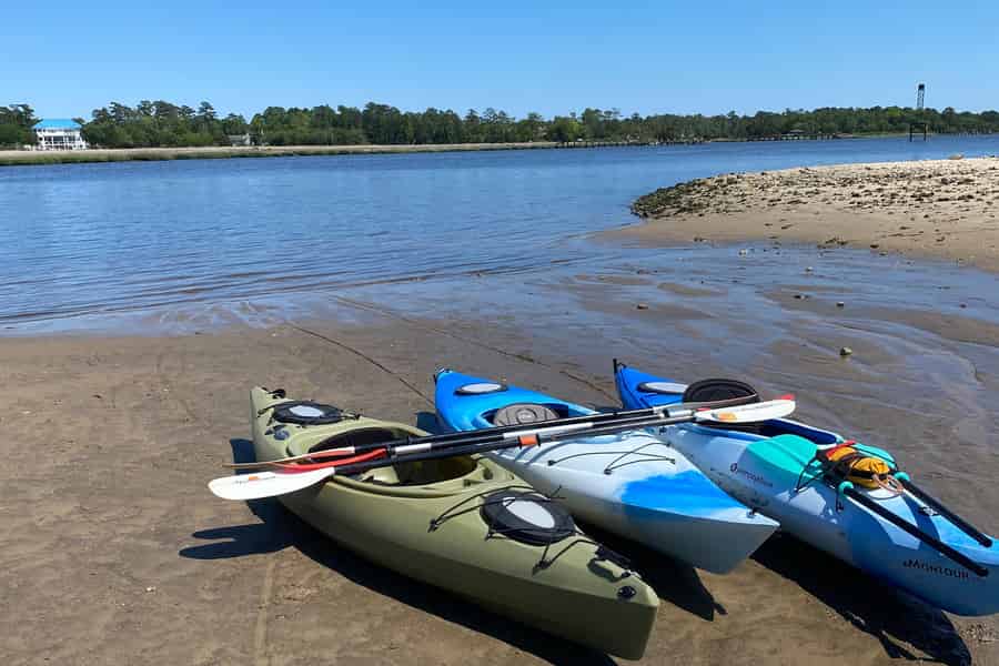 Wilmington: Geführte Kajak-Tour zur Shark Tooth Island. Foto: GetYourGuide