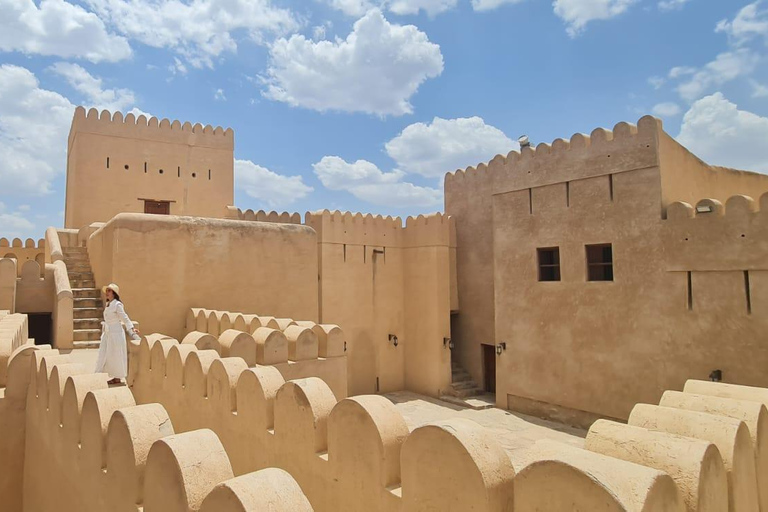 Shared Tour to Nizwa, Birkat Al Mouz & Jebel Akhdar Mountain