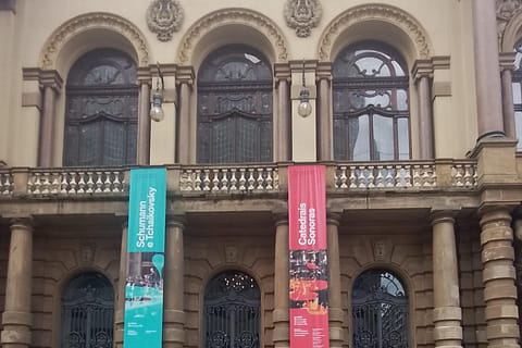 Special tour 8 hour (walking tour + nightlife )