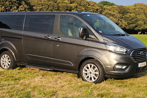 مقبرة نيوجرانج ممر نيوجرانج والمواقع الأيرلندية القديمة.