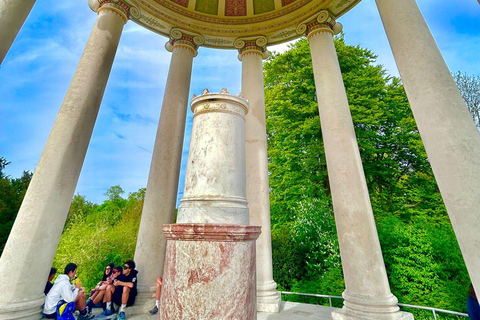 Munich: Sunset Walking Tour with Drink Stop