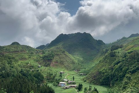 Desde Hanói: Recorrido en coche de 4 días por Ha Giang y vídeo editado