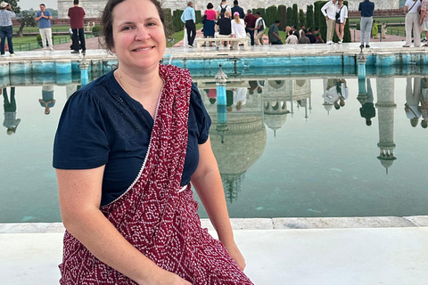 Delhi : excursion de 5 jours dans le Triangle d&#039;Or avec un guide germanophoneExcursion de 5 jours avec hébergement dans des hôtels 4 étoiles