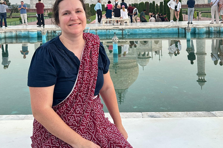 Delhi : excursion de 5 jours dans le Triangle d&#039;Or avec un guide germanophoneExcursion de 5 jours avec hébergement dans des hôtels 4 étoiles