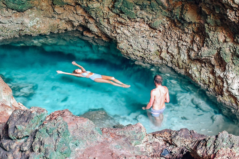 ZANZIBAR: Excursão à floresta de Jozani, caverna de Kuza e restaurante de pedra