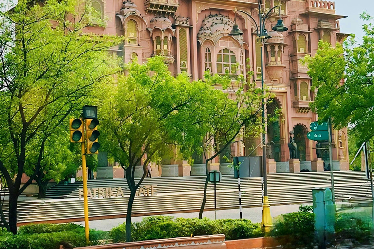 2-Day Private Jaipur City Tour & Ranthambore Tiger Safari
